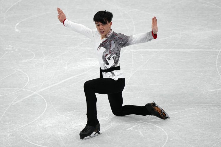 US skater Vincent Zhou out of weeklong COVID-19 quarantine